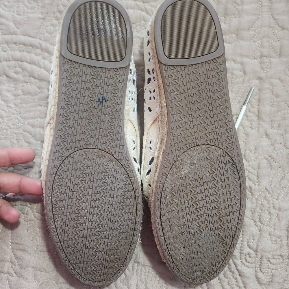 Michael Kors Eyelet Espadrille Sneakers sz 8 - Picture 7 of 9